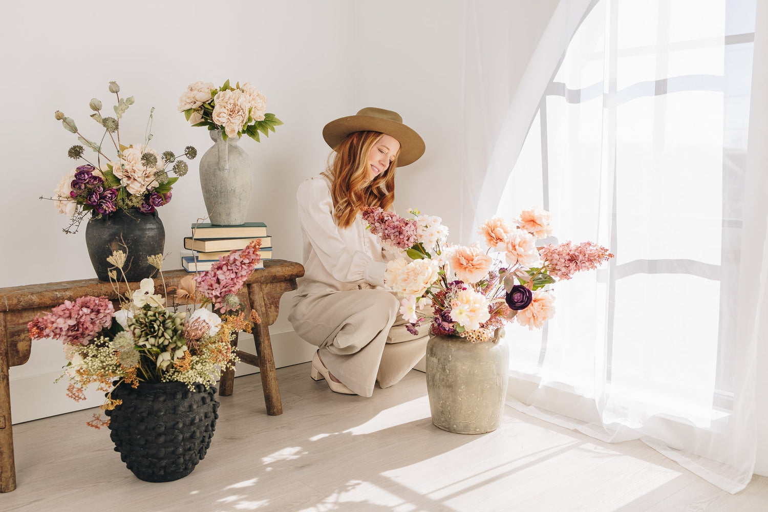 Forever in Bloom: Why Silk and Dried Flowers Are Redefining Modern Interiors