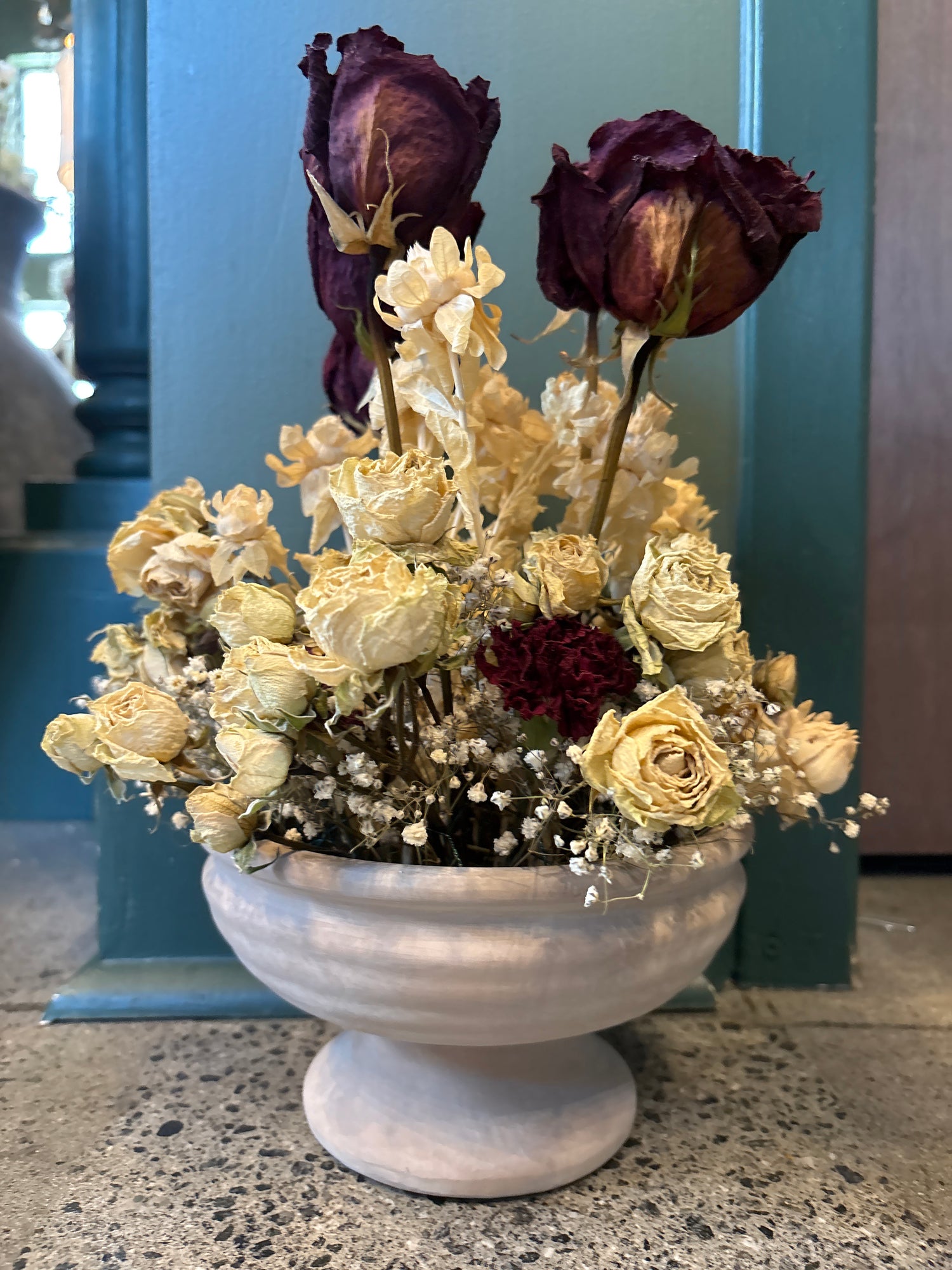 Cute Dried Flower Arrangement in Grey Vase