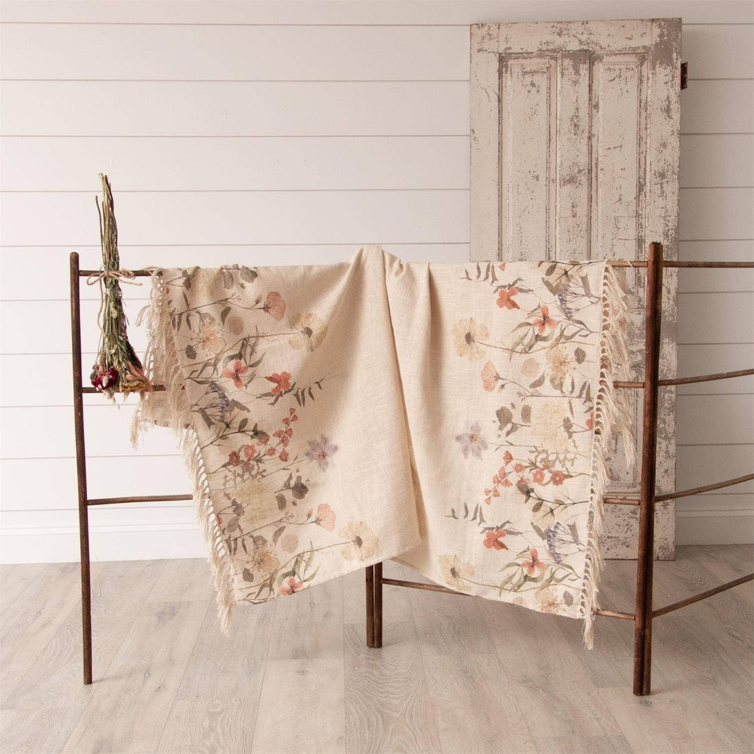 Throw - Dried Flowers (Pk/02)
