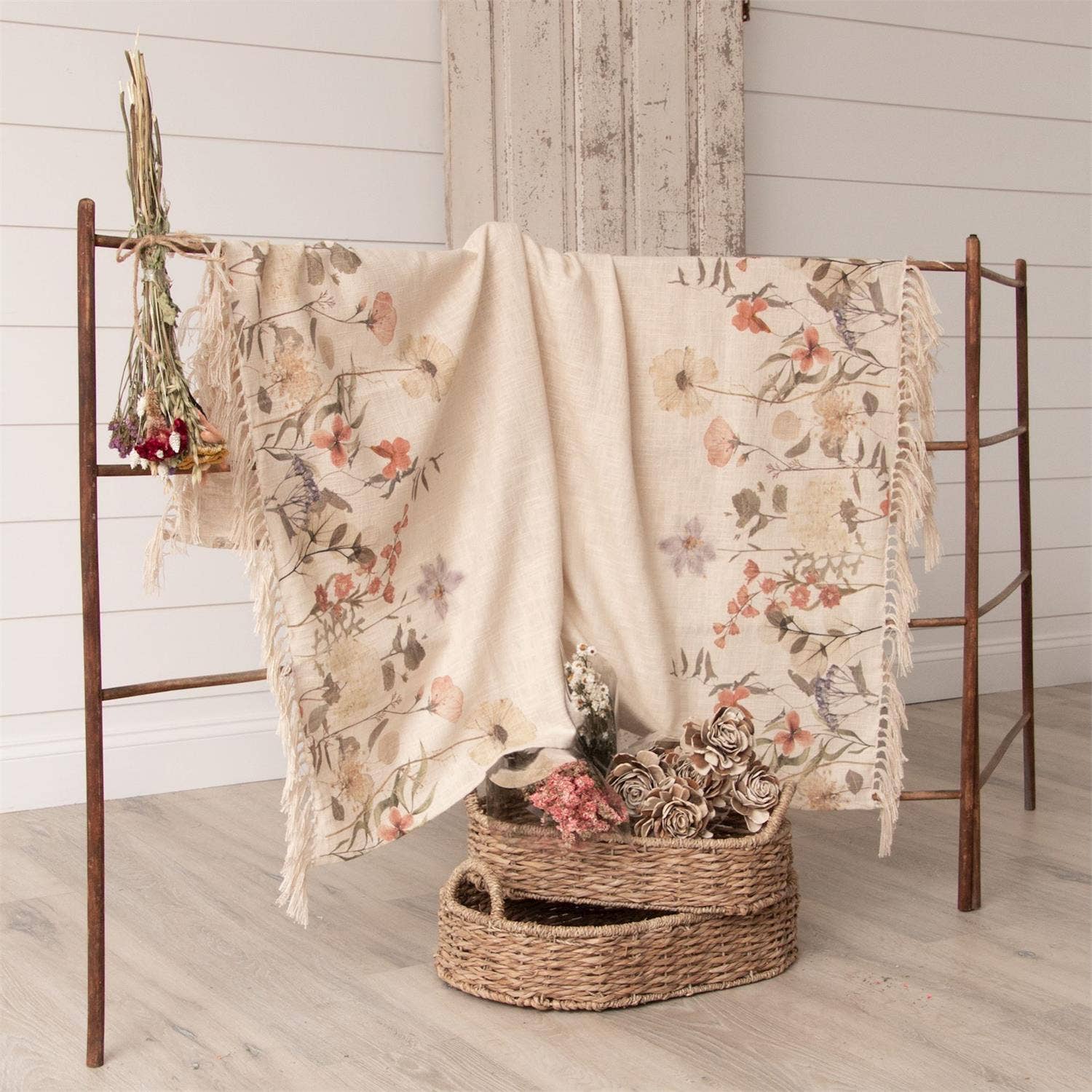 Throw - Dried Flowers (Pk/02)